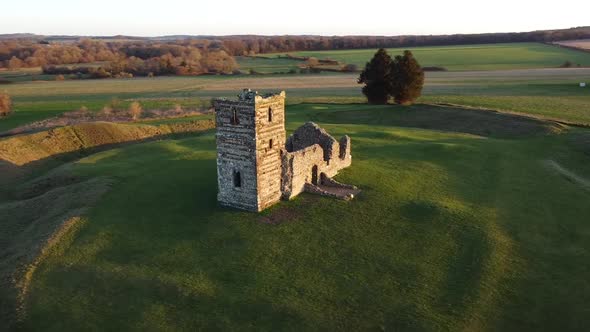 Knowlton Church slow rotate close no flare