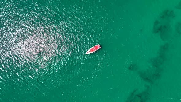 Parasailing aerial view Turkey Alanya 4 K