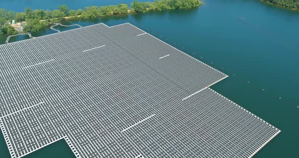 Ecological Energy Renewable of Solar Power Station Float on Water Pond the Electric Power