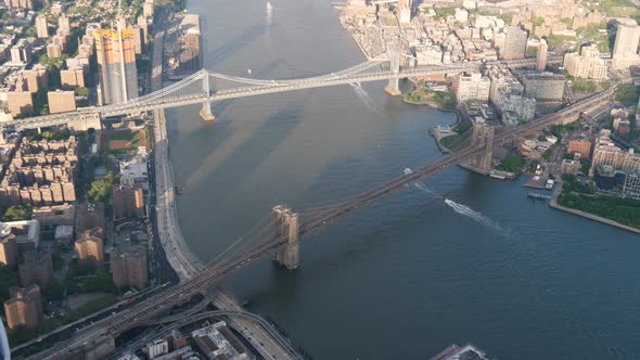 River & Bridges in Manhattan