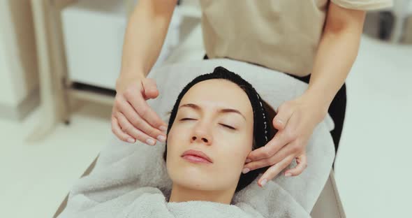 Relaxing Facial Treatment