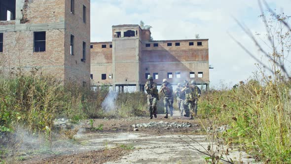 Sniper Group Running under Shooting Attack
