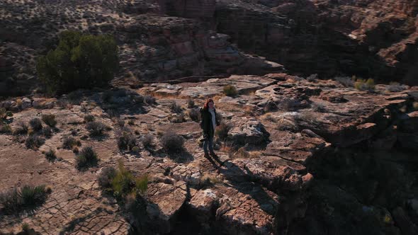 Young traveler in Grand Canyon view 