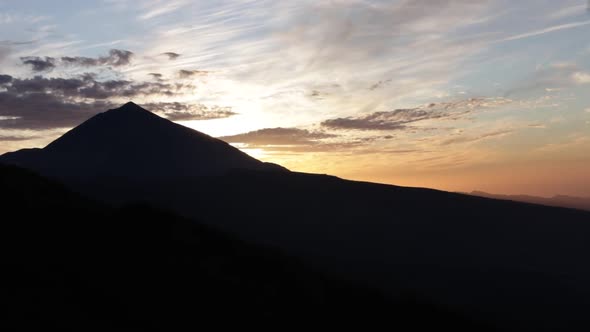 Timelapse of a sunset over El Teide, Tenerife
