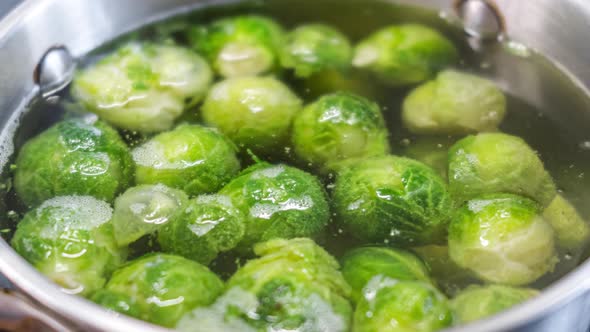 Fresh Green Brussel Sprouts