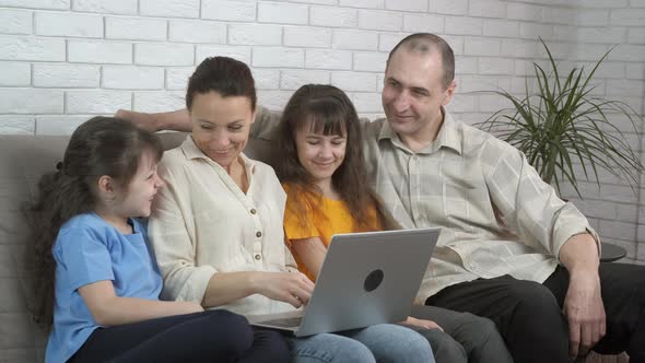 Parents with Daughters By Notebook