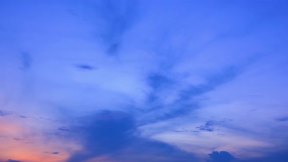 4K Time lapse of colorful sky during beautiful clouds. Romantic clouds.