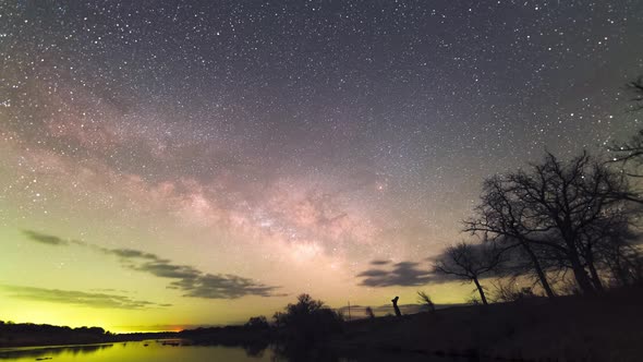 Rising Milky Way time-lapse, meteor strikes