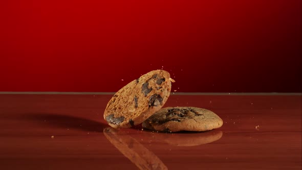 Cookies falling and bouncing in ultra slow motion