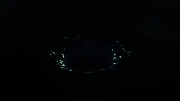 CG Slow Motion Crown Splash alt