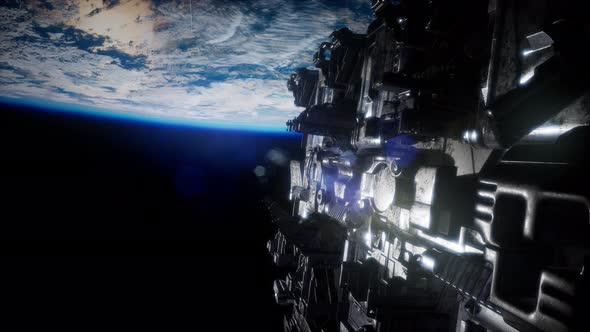 Alien UFO Near Earth alt