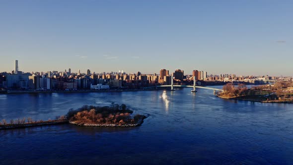 Queensboro Bridge Towards Manhattan