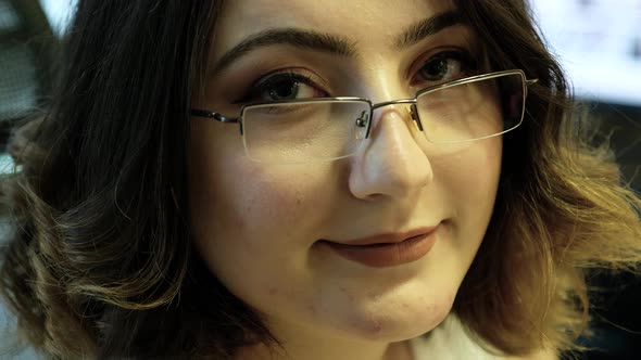 Business Laptop Woman Office Style