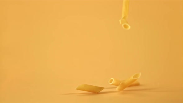 The Super Slow Motion of the Pasta Penne Dry Falls