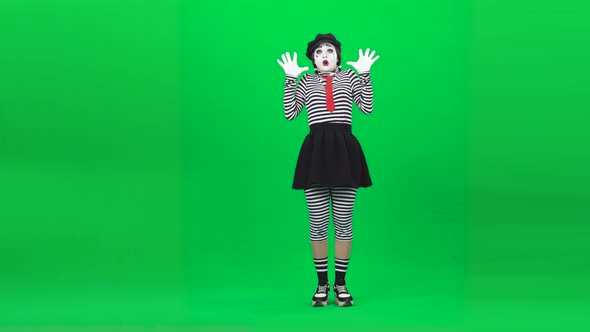 Mime Girl Is Looking Very Scared. Chroma Key. Full Length.