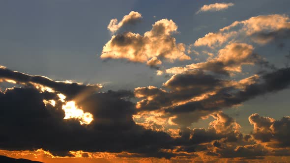 Warm Sunlight And Clouds 4