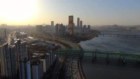 Yeouido City Olympic Road Traffic