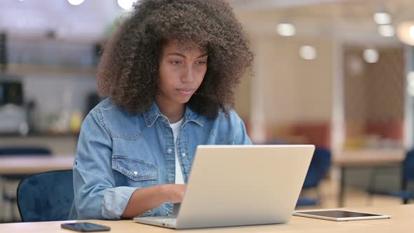 No, African Woman with Laptop Saying No with Finger 