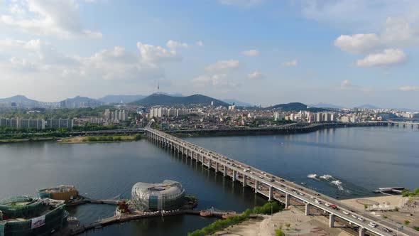 Seoul Hannam Dong Namsan Panpodaegyo Bridge Traffic