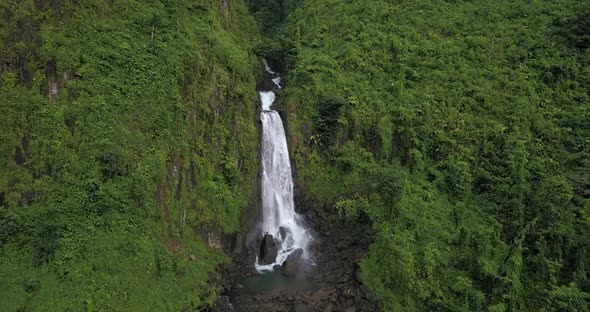 4 K Dominica Trafalgar Falls Aerial