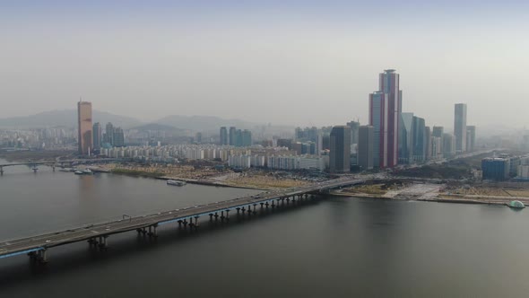 Seoul Yeouido Han River Bridge Traffic