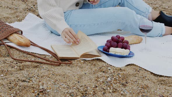 Nice Picnic Time On Beach