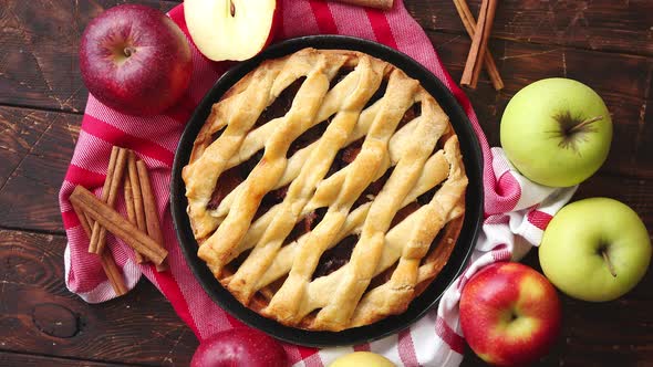 Traditional American Apple Pie Served with Fresh Fruits