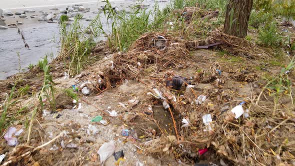 Aerial shot of trash In Los Angeles River