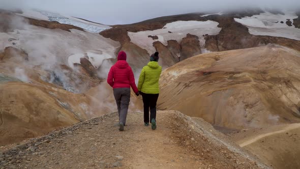 Tourists in Kerlingarfjoll Geotermal Area