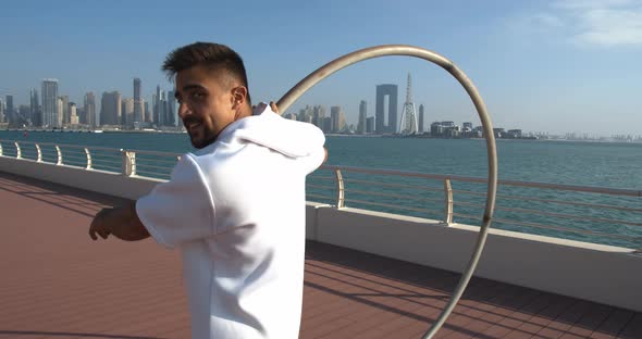 Wheel Gymnast is Walking on The Palm Jumeirah with the Hoop Sports