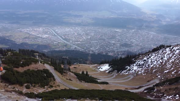 Nordkette Cable Car, Innsbruck Nord Chain Mountain Aerial Establishing