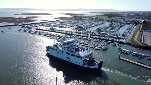 Ferry leaving Lymington to the Isle of Wight2