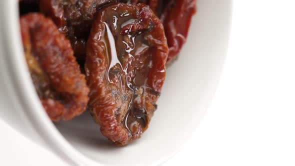 Vertical video: dried tomatoes close-up