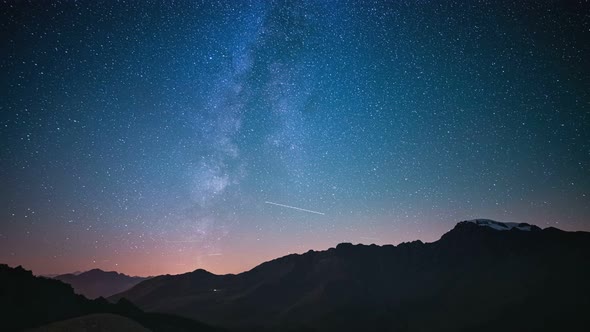 Time Lapse: unique meteor shower impact explosion stardust trail