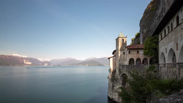 4K Timelapse Lago Maggiore Convent Eremo