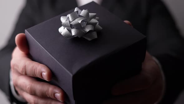 Elegant Black Gift Box 36