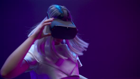 Amazed Girl Enjoying Vr Glasses Experience Closeup