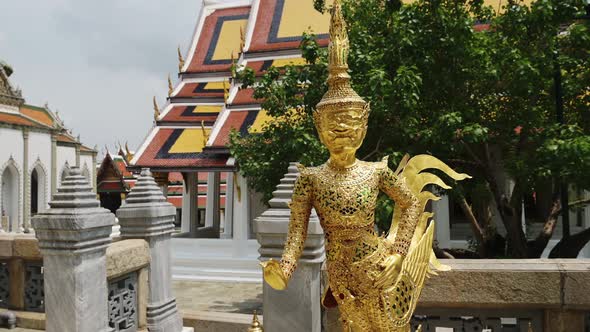 Thailand Bangkok Grand Palace, Temple of the Emerald Buddha (Wat Phra Kaew), Gold Statues at the Pop