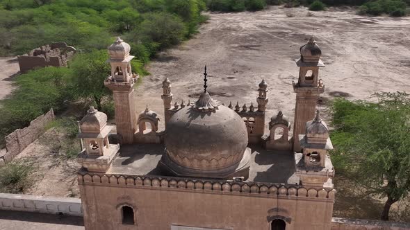 Derawar Fortress in Cholistan Desert was captured on 4K video by a drone.