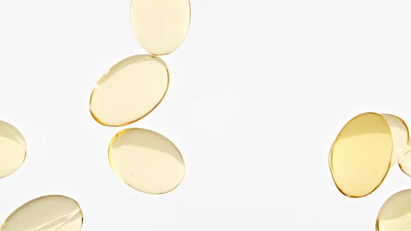 Capsule Pills Omega 3 Gold Oil Capsules