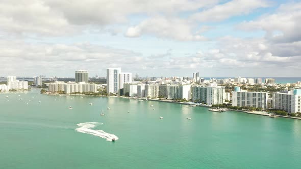 Speed Boat Tour Miami Beach