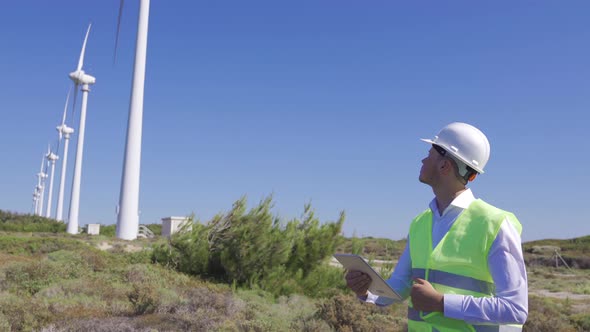 Wind turbine power plant.