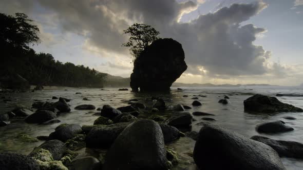 Sunrise at the beach time lapse 