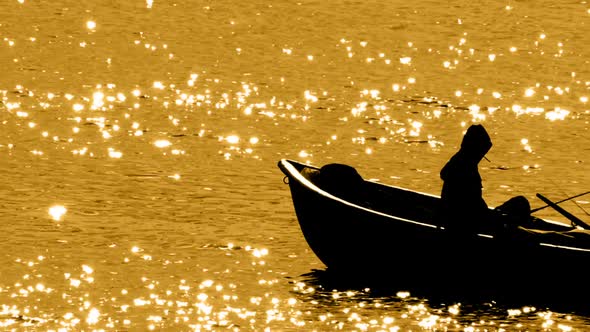 HD - Silhouette Of Fishermen