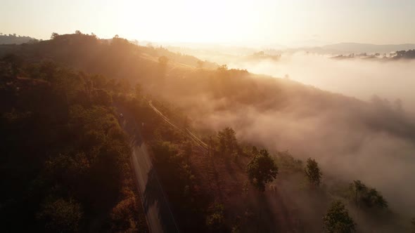 4K Aerial video, The sun's rays over the sea of mist in the morning