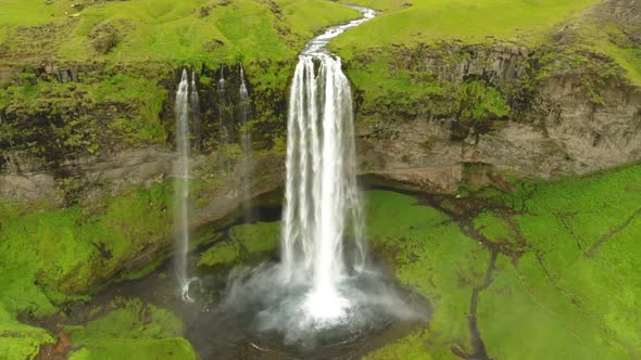 4K drone footage of Seljalandsfoss waterfall in Iceland