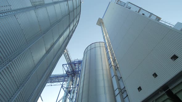 Low angle of grain processing plant