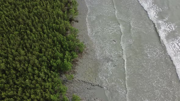 Top down view the wave hit the sea coastal