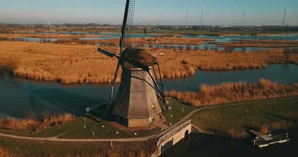 Kinderdijk Aerial 4K