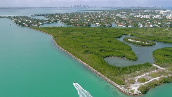 High Speed Boating Florida Keys Miami Key Biscayne